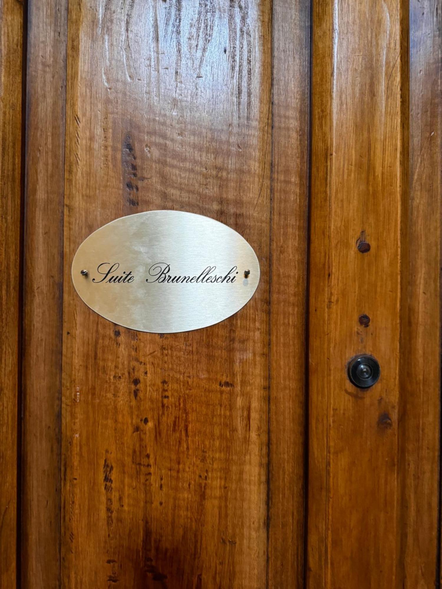 Suite Brunelleschi Florence - 14Th Century Suite Just 120 Steps From Cathedral - Intero Appartamento Dış mekan fotoğraf